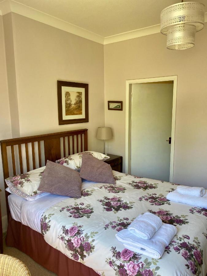 Riverbank House Матлок Екстериор снимка