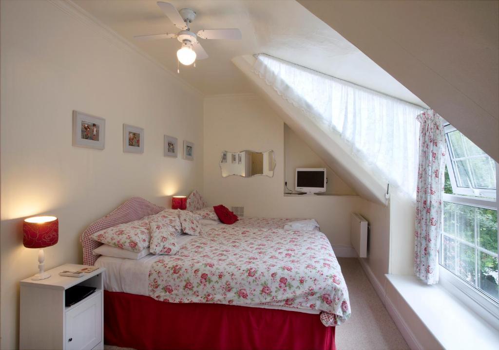 Riverbank House Матлок Екстериор снимка